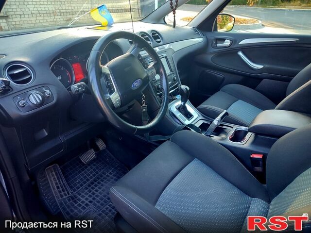 Форд С-Макс, объемом двигателя 2 л и пробегом 240 тыс. км за 9999 $, фото 3 на Automoto.ua