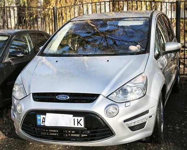 Форд С-Макс, объемом двигателя 2 л и пробегом 220 тыс. км за 11300 $, фото 5 на Automoto.ua