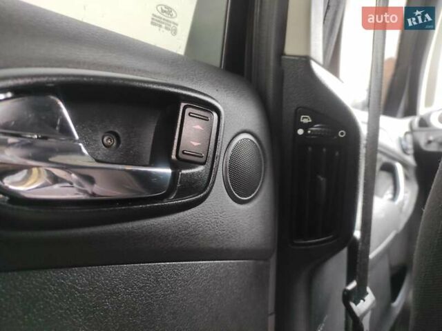 Желтый Форд С-Макс, объемом двигателя 2 л и пробегом 185 тыс. км за 6000 $, фото 27 на Automoto.ua