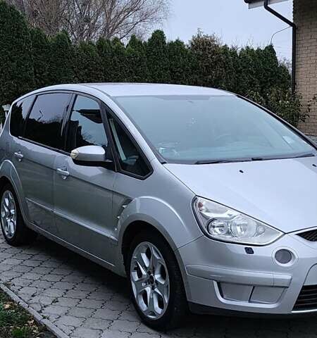 Серый Форд С-Макс, объемом двигателя 1.75 л и пробегом 382 тыс. км за 4500 $, фото 4 на Automoto.ua