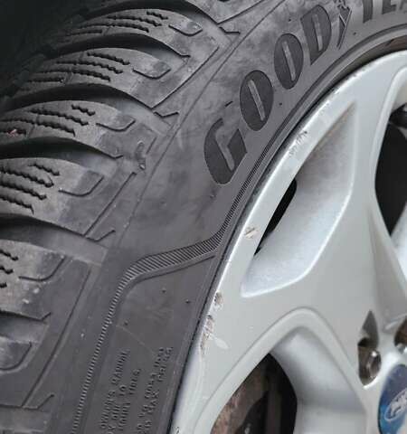 Серый Форд С-Макс, объемом двигателя 1.75 л и пробегом 382 тыс. км за 4500 $, фото 25 на Automoto.ua