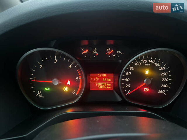 Серый Форд С-Макс, объемом двигателя 1.8 л и пробегом 220 тыс. км за 6600 $, фото 9 на Automoto.ua