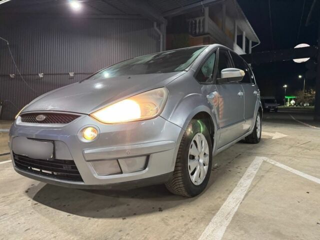 Серый Форд С-Макс, объемом двигателя 1.8 л и пробегом 314 тыс. км за 2200 $, фото 7 на Automoto.ua