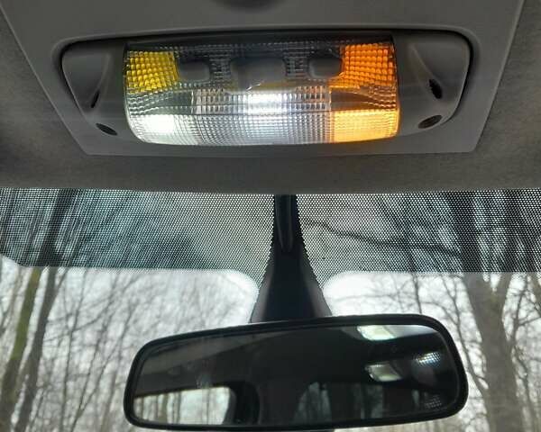 Серый Форд С-Макс, объемом двигателя 2 л и пробегом 325 тыс. км за 6000 $, фото 34 на Automoto.ua