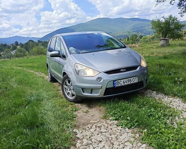 Серый Форд С-Макс, объемом двигателя 2 л и пробегом 325 тыс. км за 6000 $, фото 38 на Automoto.ua