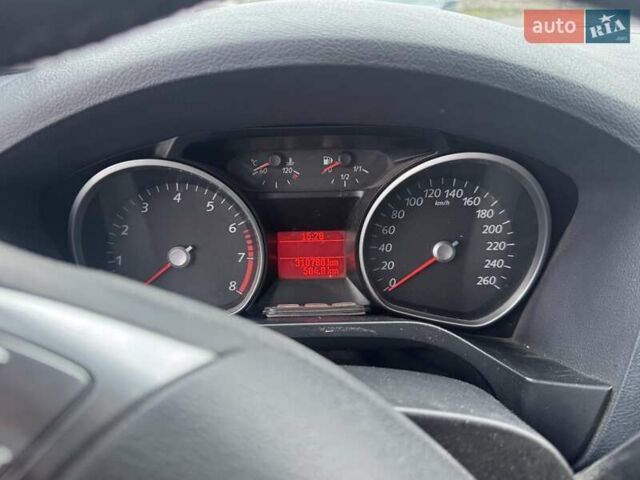 Серый Форд С-Макс, объемом двигателя 2 л и пробегом 300 тыс. км за 4500 $, фото 16 на Automoto.ua