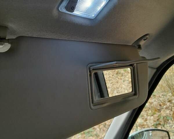 Серый Форд С-Макс, объемом двигателя 2 л и пробегом 325 тыс. км за 6000 $, фото 33 на Automoto.ua