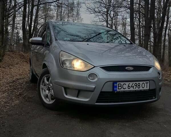 Серый Форд С-Макс, объемом двигателя 2 л и пробегом 325 тыс. км за 6000 $, фото 7 на Automoto.ua