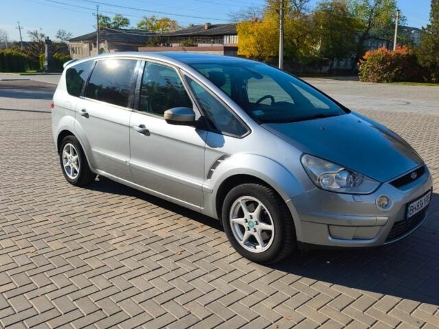 Серый Форд С-Макс, объемом двигателя 2 л и пробегом 290 тыс. км за 6700 $, фото 4 на Automoto.ua