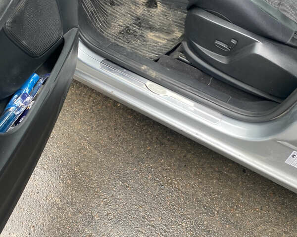 Серый Форд С-Макс, объемом двигателя 2 л и пробегом 322 тыс. км за 6000 $, фото 1 на Automoto.ua