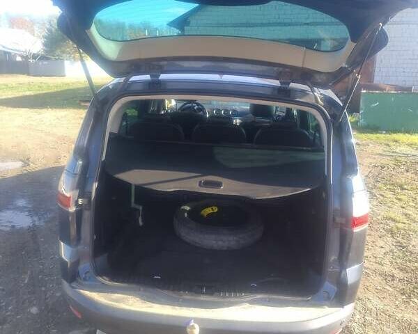 Сірий Форд С-Макс, об'ємом двигуна 1.75 л та пробігом 274 тис. км за 6100 $, фото 8 на Automoto.ua