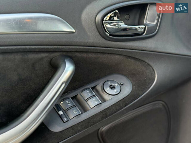 Форд С-Макс 2006 в Днепре (Днепропетровске) на Automoto.ua Серый Форд С-Макс, объемом двигателя 2 л и пробегом 267 тыс. км за 4900 $, фото 15 на Automoto.ua