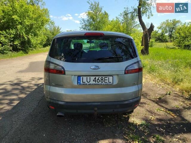 Сірий Форд С-Макс, об'ємом двигуна 2 л та пробігом 320 тис. км за 4300 $, фото 2 на Automoto.ua
