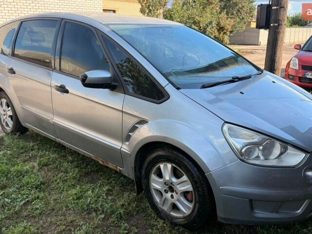 Сірий Форд С-Макс, об'ємом двигуна 2 л та пробігом 266 тис. км за 3700 $, фото 9 на Automoto.ua