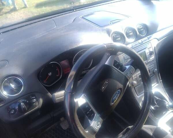 Сірий Форд С-Макс, об'ємом двигуна 1.75 л та пробігом 274 тис. км за 6100 $, фото 6 на Automoto.ua