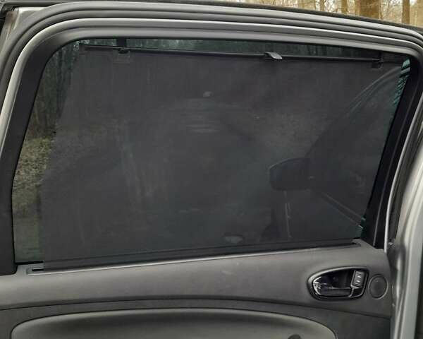 Серый Форд С-Макс, объемом двигателя 2 л и пробегом 325 тыс. км за 6000 $, фото 29 на Automoto.ua