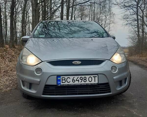 Серый Форд С-Макс, объемом двигателя 2 л и пробегом 325 тыс. км за 6000 $, фото 5 на Automoto.ua