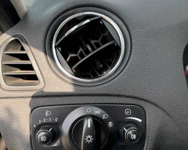 Серый Форд С-Макс, объемом двигателя 1.8 л и пробегом 223 тыс. км за 5700 $, фото 7 на Automoto.ua