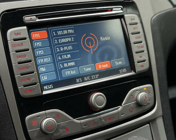 Сірий Форд С-Макс, об'ємом двигуна 2 л та пробігом 234 тис. км за 6650 $, фото 20 на Automoto.ua