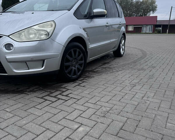 Серый Форд С-Макс, объемом двигателя 1.75 л и пробегом 336 тыс. км за 5200 $, фото 9 на Automoto.ua