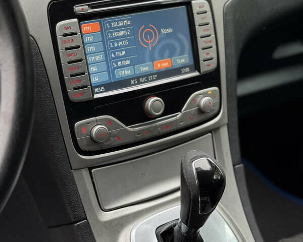 Сірий Форд С-Макс, об'ємом двигуна 2 л та пробігом 234 тис. км за 6650 $, фото 19 на Automoto.ua