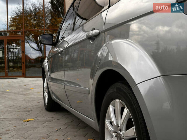 Форд С-Макс 2007 у Миколаєві на Automoto.ua Сірий Форд С-Макс, об'ємом двигуна 1.8 л та пробігом 320 тис. км за 6500 $, фото 17 на Automoto.ua