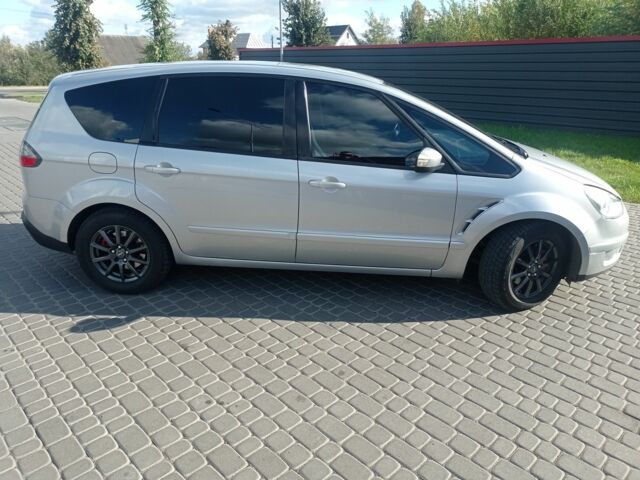 Серый Форд С-Макс, объемом двигателя 1.8 л и пробегом 281 тыс. км за 6500 $, фото 4 на Automoto.ua