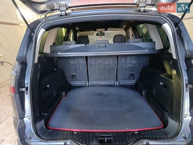 Сірий Форд С-Макс, об'ємом двигуна 2 л та пробігом 362 тис. км за 6300 $, фото 13 на Automoto.ua