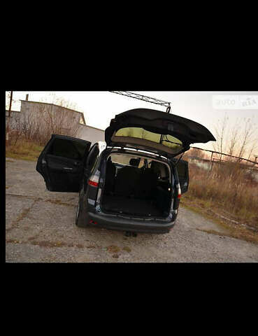 Серый Форд С-Макс, объемом двигателя 1.8 л и пробегом 265 тыс. км за 6999 $, фото 13 на Automoto.ua