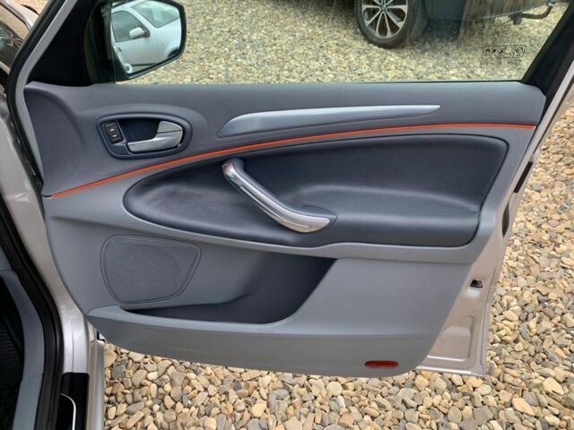 Серый Форд С-Макс, объемом двигателя 2 л и пробегом 184 тыс. км за 8799 $, фото 8 на Automoto.ua