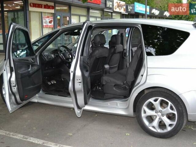 Сірий Форд С-Макс, об'ємом двигуна 2.5 л та пробігом 256 тис. км за 8500 $, фото 10 на Automoto.ua