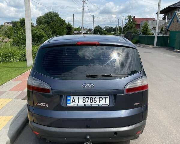 Серый Форд С-Макс, объемом двигателя 1.8 л и пробегом 317 тыс. км за 5700 $, фото 6 на Automoto.ua