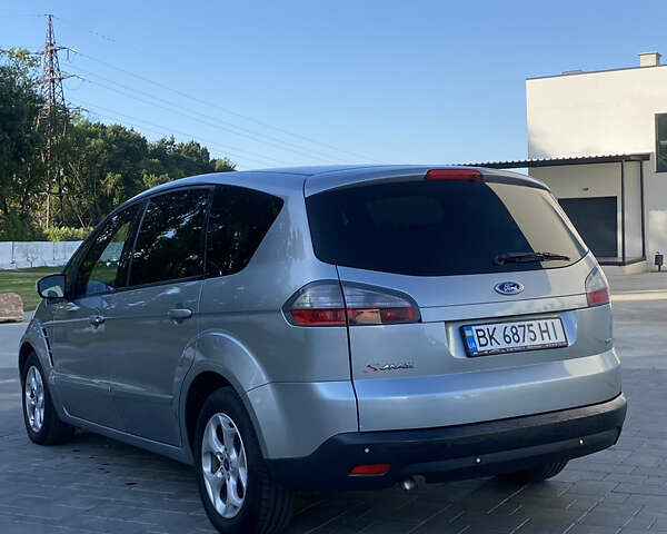 Серый Форд С-Макс, объемом двигателя 1.8 л и пробегом 214 тыс. км за 6199 $, фото 7 на Automoto.ua