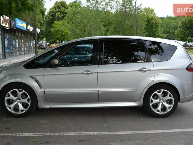 Сірий Форд С-Макс, об'ємом двигуна 2.5 л та пробігом 256 тис. км за 8500 $, фото 3 на Automoto.ua