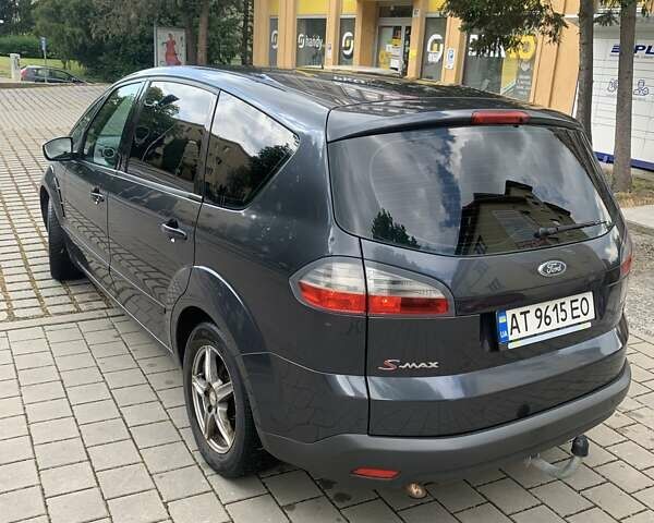 Сірий Форд С-Макс, об'ємом двигуна 2 л та пробігом 205 тис. км за 6250 $, фото 2 на Automoto.ua