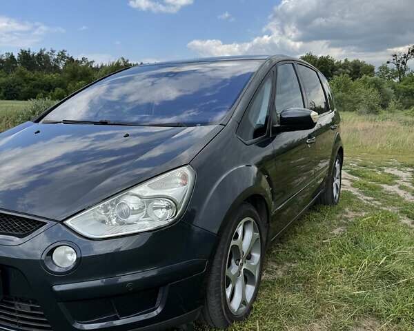 Серый Форд С-Макс, объемом двигателя 2 л и пробегом 154 тыс. км за 9500 $, фото 16 на Automoto.ua