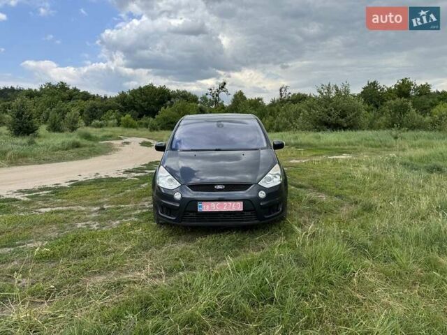Серый Форд С-Макс, объемом двигателя 2 л и пробегом 154 тыс. км за 9500 $, фото 9 на Automoto.ua