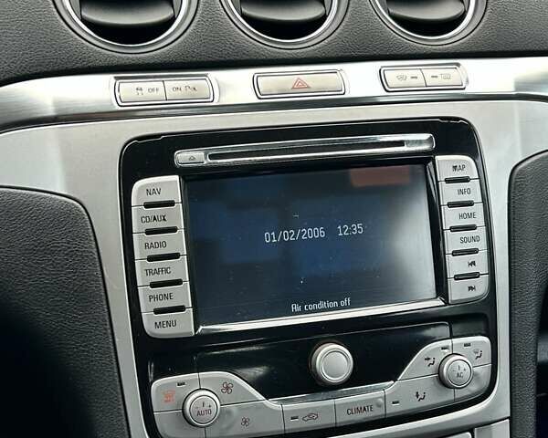 Форд С-Макс 2009 у Сумах на Automoto.ua Сірий Форд С-Макс, об'ємом двигуна 2 л та пробігом 220 тис. км за 6999 $, фото 14 на Automoto.ua