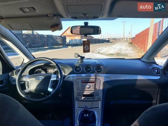 Сірий Форд С-Макс, об'ємом двигуна 2 л та пробігом 313 тис. км за 6500 $, фото 8 на Automoto.ua
