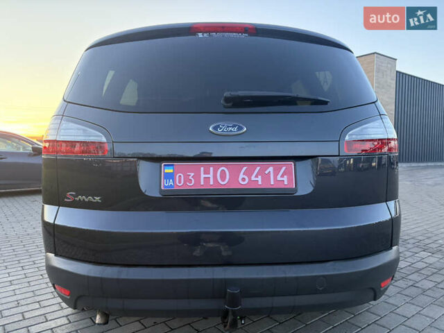 Серый Форд С-Макс, объемом двигателя 2 л и пробегом 190 тыс. км за 8700 $, фото 4 на Automoto.ua