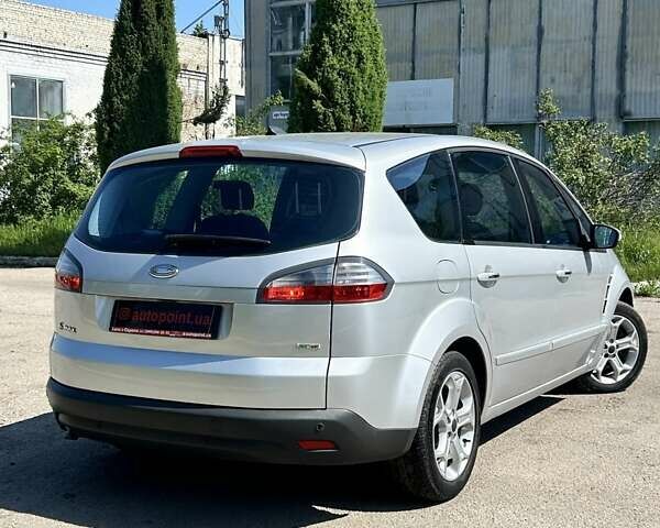 Сірий Форд С-Макс, об'ємом двигуна 2 л та пробігом 220 тис. км за 7400 $, фото 6 на Automoto.ua