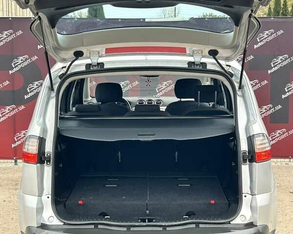 Форд С-Макс 2009 у Сумах на Automoto.ua Сірий Форд С-Макс, об'ємом двигуна 2 л та пробігом 220 тис. км за 6999 $, фото 7 на Automoto.ua