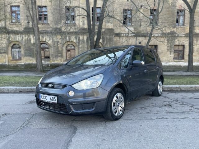 Сірий Форд С-Макс, об'ємом двигуна 2 л та пробігом 300 тис. км за 3000 $, фото 10 на Automoto.ua