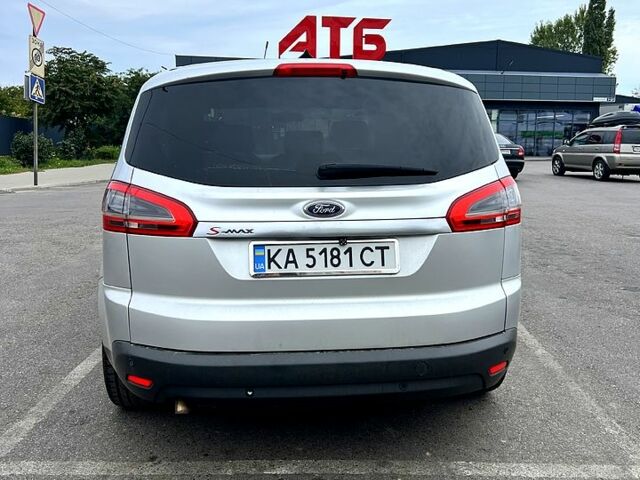 Сірий Форд С-Макс, об'ємом двигуна 2 л та пробігом 364 тис. км за 7999 $, фото 3 на Automoto.ua