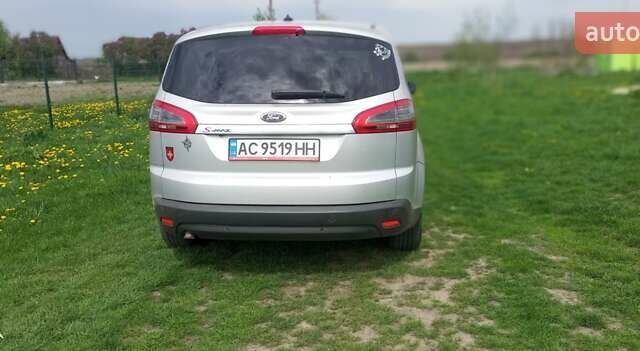 Серый Форд С-Макс, объемом двигателя 2 л и пробегом 203 тыс. км за 9000 $, фото 16 на Automoto.ua