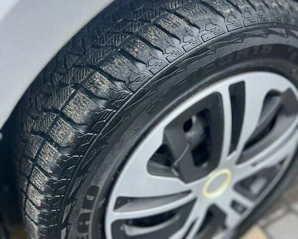 Сірий Форд С-Макс, об'ємом двигуна 1.56 л та пробігом 248 тис. км за 7600 $, фото 7 на Automoto.ua