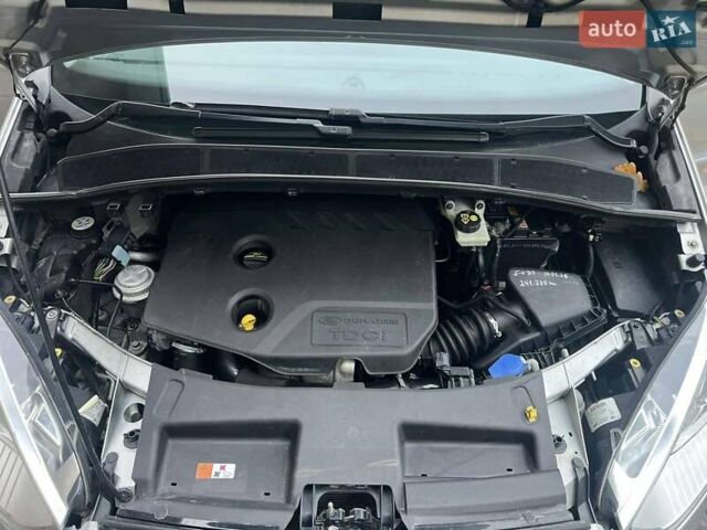 Сірий Форд С-Макс, об'ємом двигуна 1.56 л та пробігом 248 тис. км за 7600 $, фото 13 на Automoto.ua