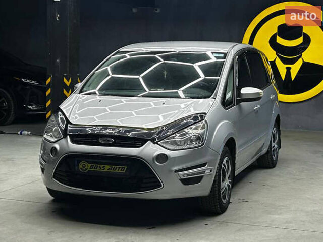 Сірий Форд С-Макс, об'ємом двигуна 1.56 л та пробігом 250 тис. км за 8200 $, фото 2 на Automoto.ua