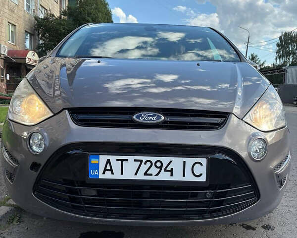 Сірий Форд С-Макс, об'ємом двигуна 2 л та пробігом 215 тис. км за 10200 $, фото 43 на Automoto.ua