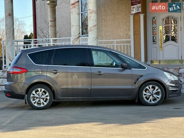 Серый Форд С-Макс, объемом двигателя 2 л и пробегом 263 тыс. км за 10900 $, фото 10 на Automoto.ua